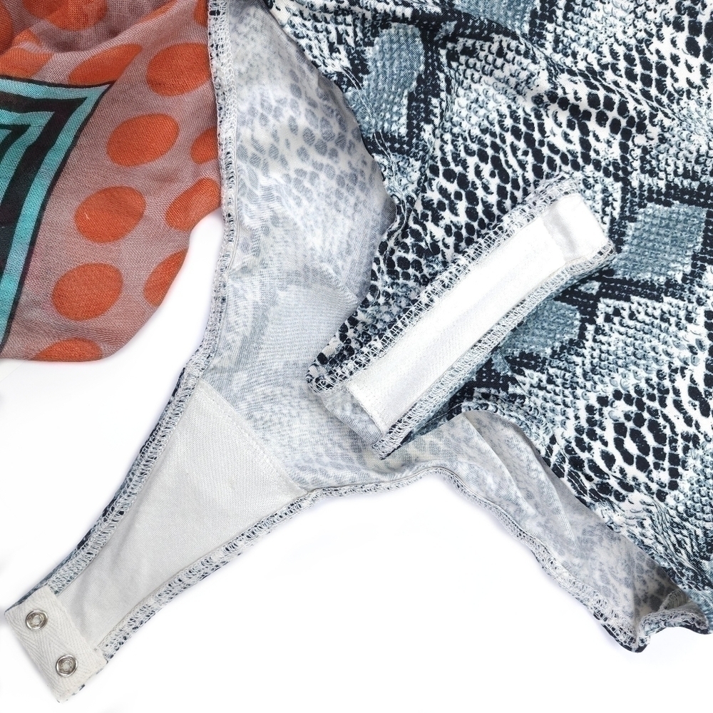Superdown Snakeskin Print Bodysuit Sz Small - Picture 3 of 12